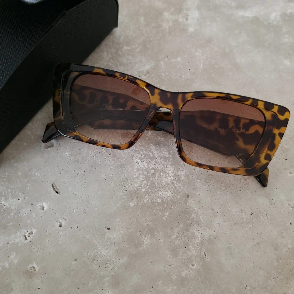 Prada leopard print‎ PR 17WS Sunglasses
